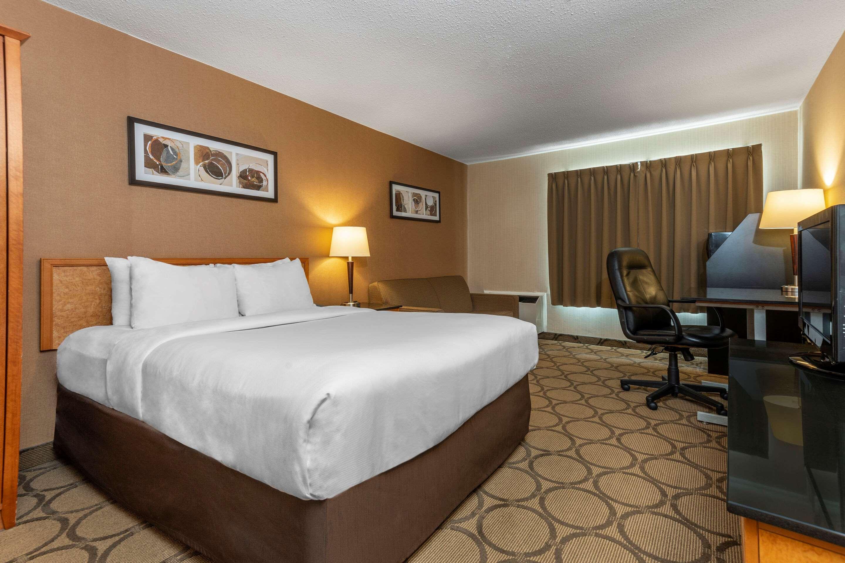 Comfort Inn Sherbrooke Exterior foto