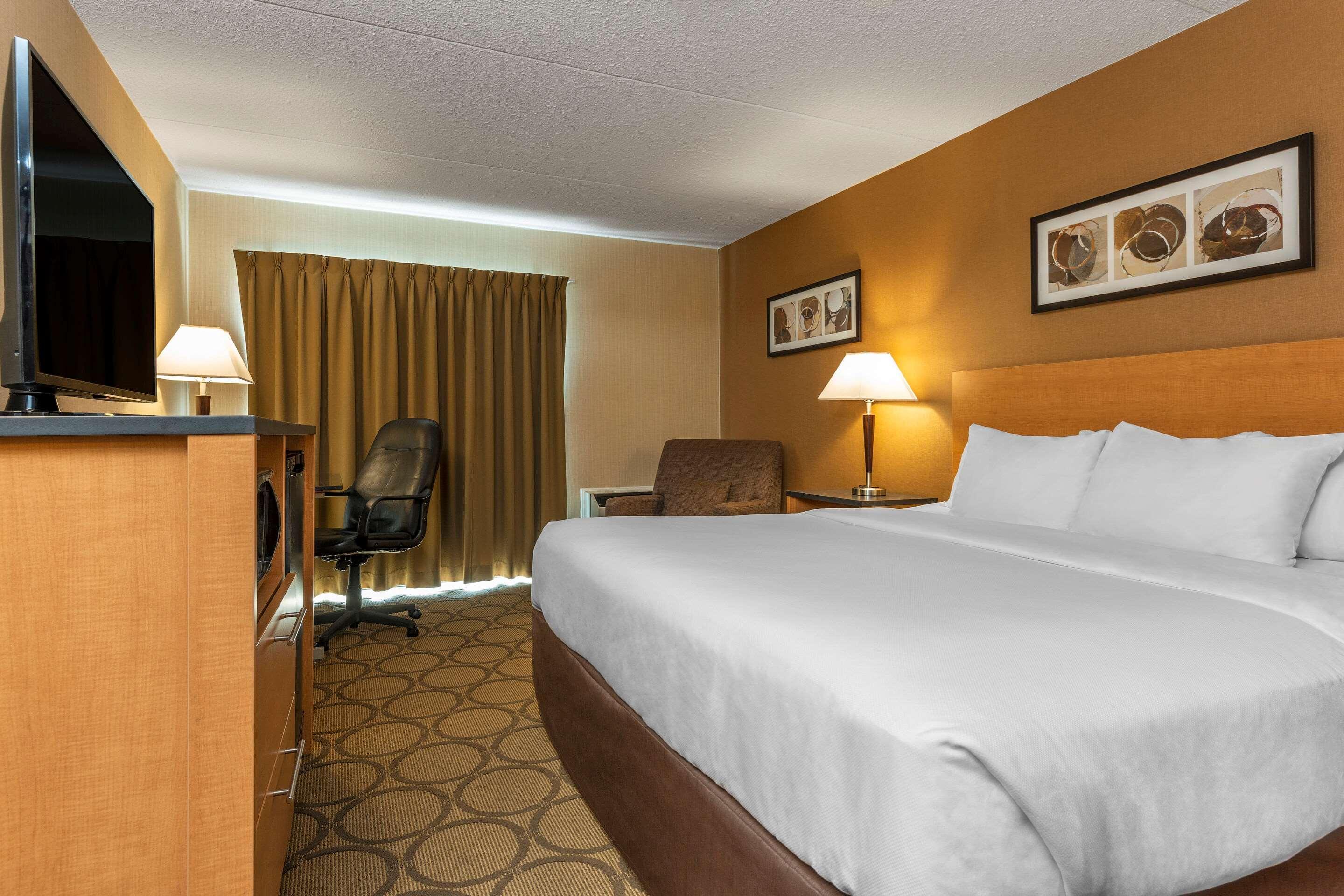 Comfort Inn Sherbrooke Exterior foto