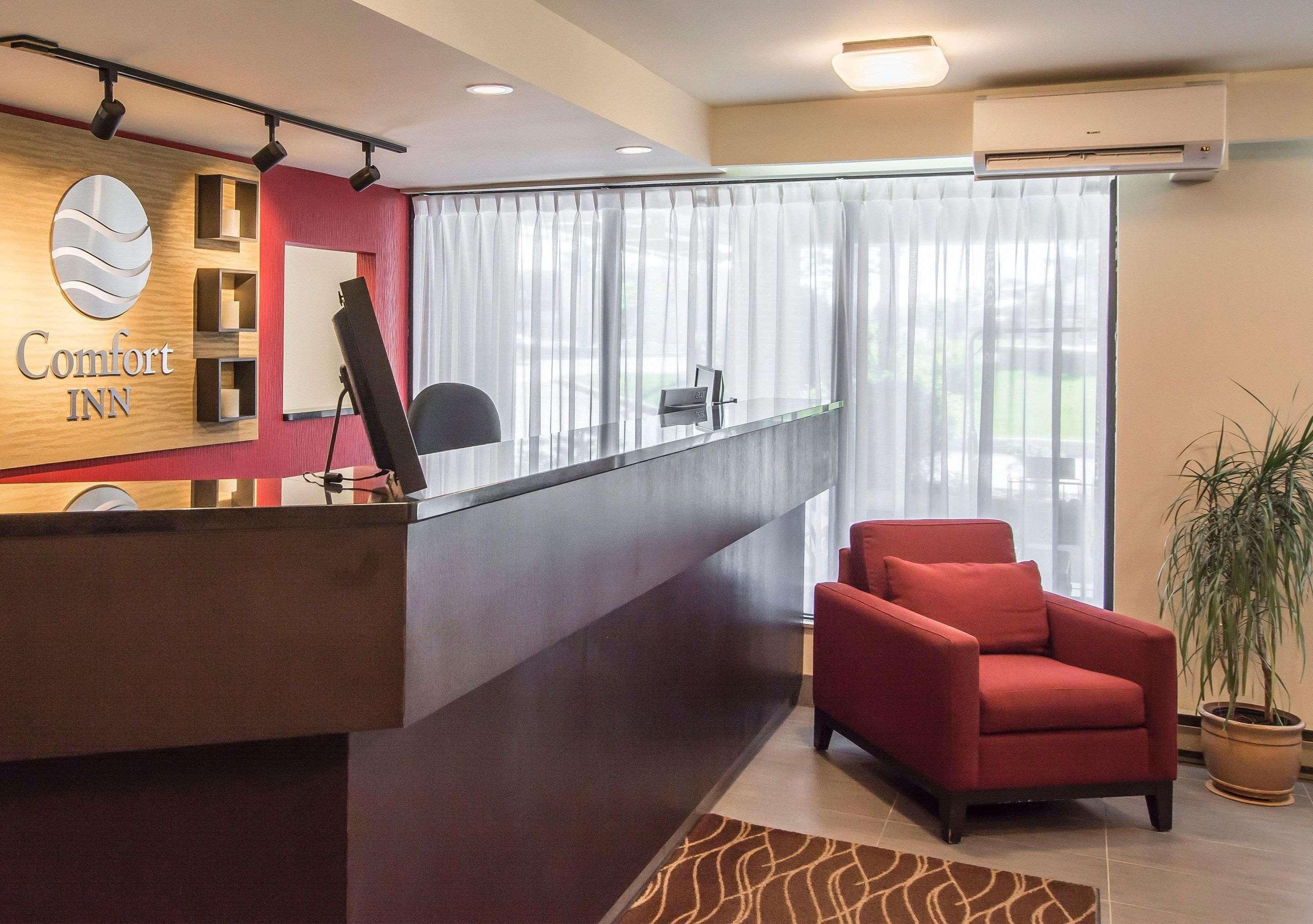 Comfort Inn Sherbrooke Exterior foto