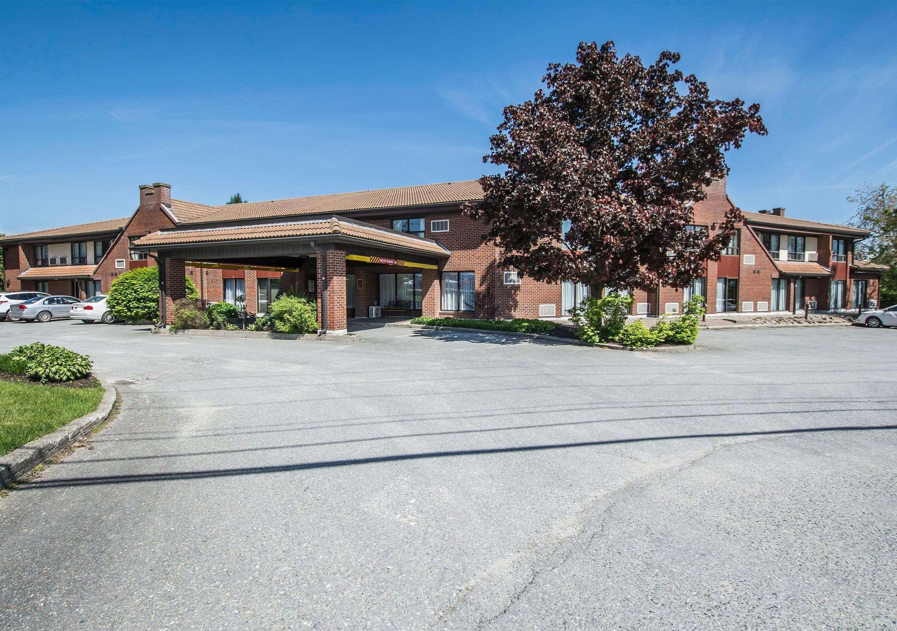 Comfort Inn Sherbrooke Exterior foto